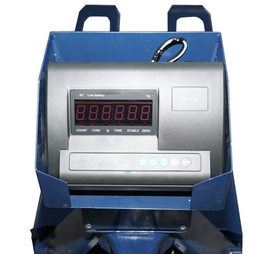 Transpalet manual 3T cu cantar electronic, baterie 6V/4Ah si roti silicon - Img 5