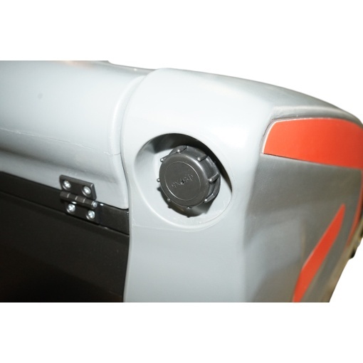 Masina de maturat stradala cu aspirare 48V/80Ah, 2.2kW, latime maturare 1380mm, cos colectare 120L, productivitate 8000 mp/h - Img 14