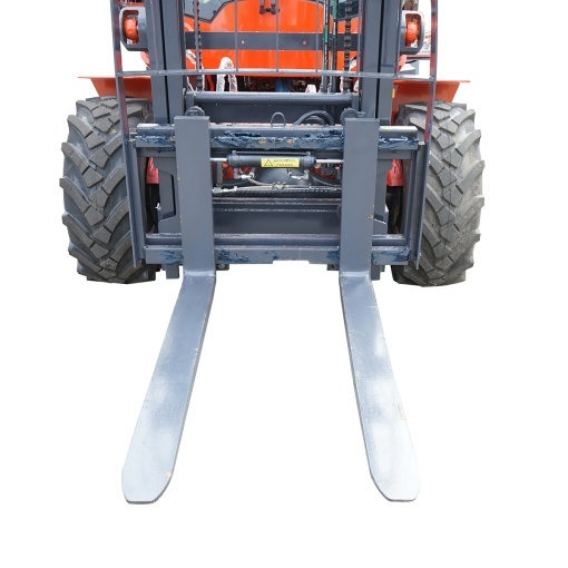 Motostivuitor 3.5T 4x4 OFF ROAD, motor diesel 52CP (38kW), inaltime ridicare 3m, roti 23.5/70-16 THOR - Img 6