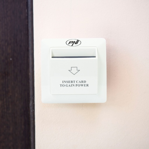 Pachet Yala control acces hotelier PNI CH2000L Gold si Intrerupator cu card PNI ES100 - Img 13
