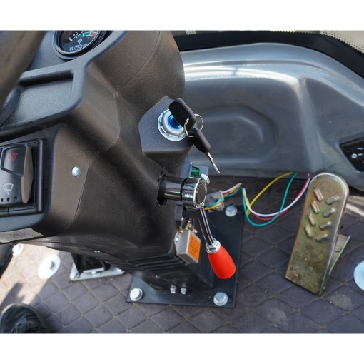 Incarcator frontal articulat WOLA 1T, 4x4, motor diesel 57CP, cupa cu gheara 0.8 m³ THOR - Img 12