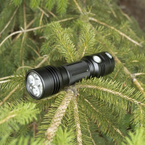 Pachet lanterna dubla PNI Adventure F200 din aluminiu cu LED, acumulator 4000mAh si Sticky Pad Drapel inclus - Img 12