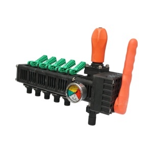 Distribuitor erbicidator cu 5 cai, manometru cu glicerina 25 bar - Img 2