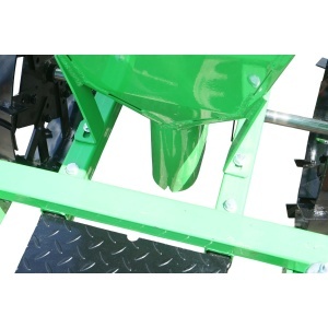 Masina de plantat cartofi pe 1 rand cu buncar 90kg model Polonia - Img 9