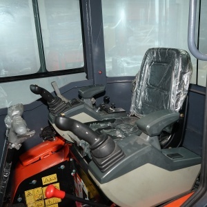 Mini excavator 1.4T cu cabina, motor diesel 25CP, rotire 360 grade, adancime sapare 2200mm, capacitate ridicare 350Kg, cupa 400x400x300mm THOR - Img 11