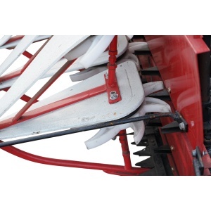 Motocultor diesel 6CP cu seceratoare frontala 1200mm, viteze 2+1, 8 divizoare pentru recoltat grau si paioase Baisan - Img 9