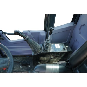 Motostivuitor 5T 4x4 OFF ROAD, motor diesel 100CP (70kW), inaltime ridicare 3m, roti 16/70-20 - Img 13