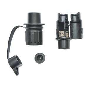 Priza electrica 3 pini pentru Mc Cormick, New Holland, Claas, Ford, Fendt cod OEM 4376944, 82013449, MC1533899C1, 01143530, 03606234, 04376944, AL68707, 1143530, 140171022, 1533899, 1533899C1, 3606234, 3713360M1, 3760032M1 - Img 3