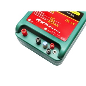 Aparat generator de impulsuri DC12/220V 6.5 Joule, 100Km pentru gard electric Breckner Germany - Img 4