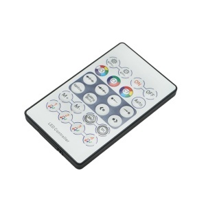 Banda LED smart 2W/m 5V cu telecomanda, control muzical, bluetooth, aplicatie USB, 10m RGB+IC IP68 Breckner Germany - Img 5