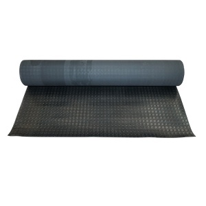 Covor cauciuc SBR+NR fara insertie textila si cu striatie 4x1200x10000mm L=10m; l=1,2m; G=4mm