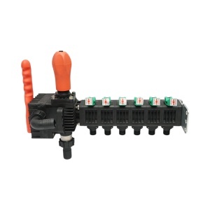 Distribuitor erbicidator cu 6 cai, manometru cu glicerina 25 bar - Img 3