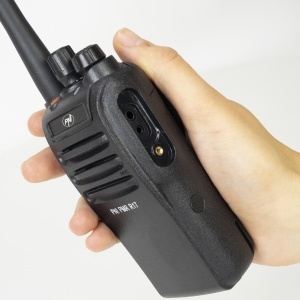 Kit 4 statii radio portabile PNI PMR R17 446MHz, 0.5W, 16 canale PMR si tonuri 50 CTCSS si 104 DCS, programabila, Li-Ion 2200 mAh, IP68 - Img 4