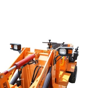 Mini incarcator frontal articulat 4x4, motor diesel 32CP, capacitate ridicare 500kg, latime cupa 1000mm Breckner Germany - Img 8