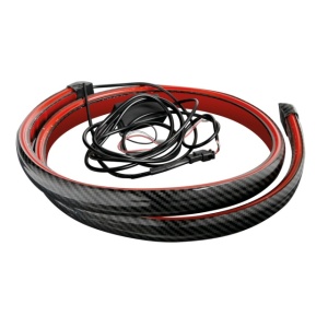 Spoiler adeziv cu aspect de carbon si lumină LED roșie integrată 120cm 12V