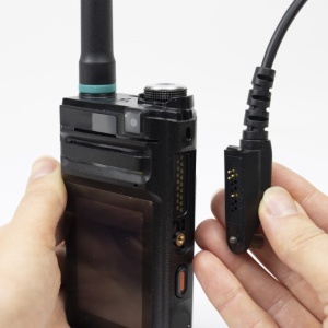 Statie radio portabila PNI 3588S, GSM 4G, camera foto duala, ecran color 2.4 inch, Li-Ion 3800 mAh, IP68 - Img 7