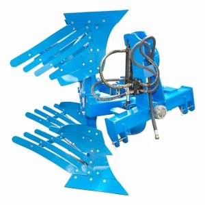 Plug agricol cu 2 trupite si cormane crestate reversibil hidraulic Konig Traktoren - Img 4