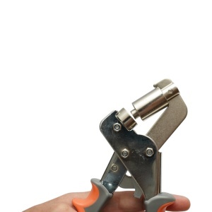 Set cleste montat ocheti metalici + 500 capse 10mm aurii si argintii incluse - Img 5