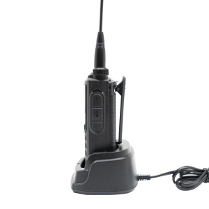 Statie radio portabila VHF/UHF Baofeng BF-18L, dual band, 999CH, 1800mAh, Scan, Dual Watch, Roger Beep, functie Radio FM si lanterna semnalizare - Img 4