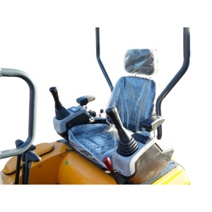 Mini excavator 2T pe senile cu semicabina, motor diesel Laidong 25CP, adancime sapare 2060mm, 3 cupe incluse 170/440/780mm THOR - Img 6