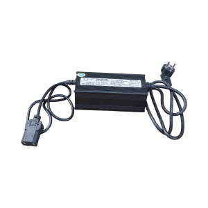 Mini incarcator frontal electric articulat 4x4, 2 motoare brushless 2200W, baterie 60V/70Ah, capacitate ridicare 400kg, latime cupa 1000mm THOR - Img 15