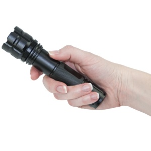 Pachet lanterna PNI Adventure F10 din aluminiu cu LED 6W, 500lm pana la 200m focus, cu acumulator si alimentator PNI CHG300 cu port USB C, QC3.0, PD3.0, PPS si port USB-A, 30W - Img 5