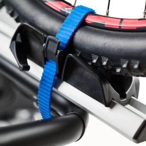 Suport biciclete Cruz Pivot eBike R3 940-509 cu prindere pe carligul de remorcare, pentru 2 biciclete electrice, 13 pini - Img 5