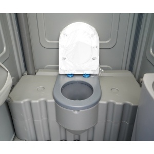 Toaleta ecologica vidanjabila HDPE 350L cu lavoar, pisoar, oglinda, suport hartie si cuier 1150x1150x2250mm - Img 6