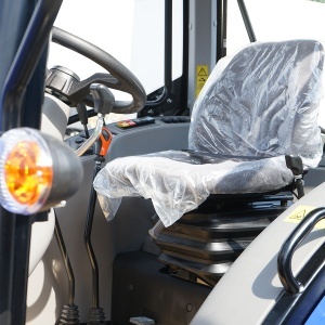 Tractor 50HP 4x4 cu cabina inmatriculabil, aer conditionat, motor Hyundai turbo diesel DM02 LOVOL M504 PRO - Img 10