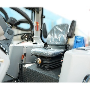 Tractor 60CP 4x4 cu cabina, motor YTO diesel, camere video, trapa KONIG 604 - Img 10