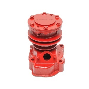 Pompa apa tractor cu gresor si garnituri UTB U-650 - Img 1