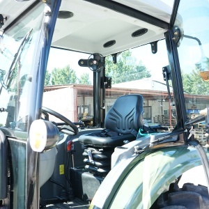 Tractor cu cabina 50HP, 4x4 inmatriculabil AGRI TRACKING 504 - Img 10