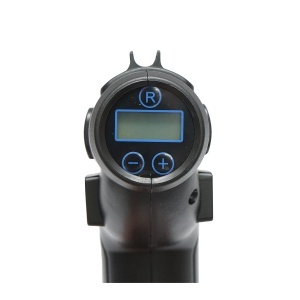 Compresor aer auto umflat roti portabil digital 12V/120W, 150 PSI, iluminare LED, baterie Li-ion 2000mAh Breckner Germany - Img 8