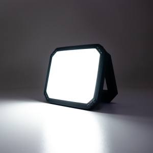 Lampa LED de lucru PNI LW10 10W, portabila, reincarcabila, cu acumulator 2 x 18650 4000mAh, 6500K, IP54, 700 lm, 2 niveluri luminozitate