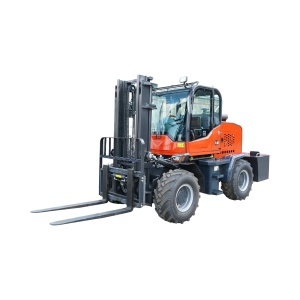 Motostivuitor 3.5T 4x4 OFF ROAD, motor diesel 50CP (37kW), inaltime ridicare 3m, roti 23.5/70-16