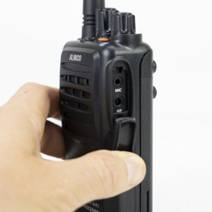 Statie radio UHF portabila PNI Alinco DJ-A-41-E, 128CH, 400-470 MHz, 1500 mAh, Scrambler, TOT, VOX, CTCSS-DCS - Img 2