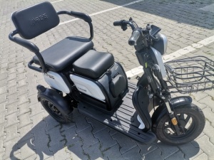 Triciclu Electric, Fara Permis, Motor 1000W, 2-3 locuri, APM2 Alb, Autonomie 36km, Omologat RAR - Img 8