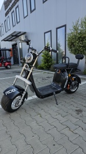 SCUTER ELECTRIC