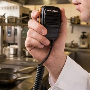 Statie radio PMR Dynascan CHEF-1 446MHz, 0.5W, 16CH, cu pedala PTT hands-free pentru restaurante si santiere - Img 4