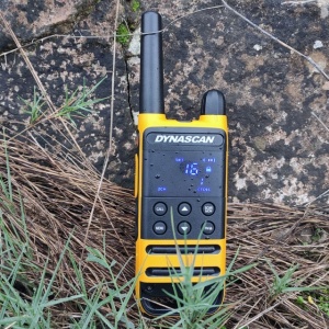 Statie radio portabila PMR PNI Dynascan P19, 446MHz, 0.5W, 16CH, IP54, set 2 bucati - Img 2