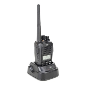 Kit 4 statii radio portabile PNI PMR R18, 446MHz, 0.5W, 128 canale, 16 PMR si tonuri 50 CTCSS si 104 DCS, Radio FM, programabila, Waterproof IP67 - Img 2