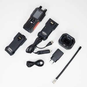 Pachet statie radio CB portabila PNI Escort HP 102 multi standard, 4W, 12V-24V, AM-FM cu antena CB PNI Extra 45 cu magnet