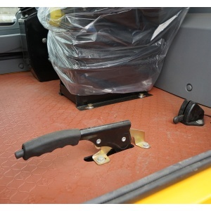 Incarcator frontal WOLA 2.3T, 4x4, motor diesel 78CP, cupa frontala 1.1m3, furci paleti 1060x100mm Breckner Germany - Img 13