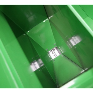 Masina de plantat cartofi pe 2 randuri cu fertilizare, buncar 180kg model Polonia - Img 12