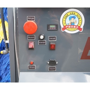 Masina electrica automata de spalat autobuze si camioane 48V, 1800W, baterie Li-ion 60Ah, perie verticala 3.8m, rezervor apa 550L THOR - Img 6