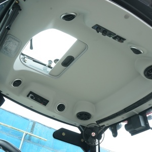 Tractor cu cabina 50HP, 4x4 inmatriculabil AGRI TRACKING 504 - Img 15