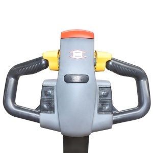 Transpalet electric 1.5T directie 0.65 kW, ridicare 0.84 kW baterie 2x12V 65 Ah BP86 - Img 3