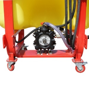 Erbicidator cu bazin 800L, brat 12m, 18 diuze triple THOR - Img 9