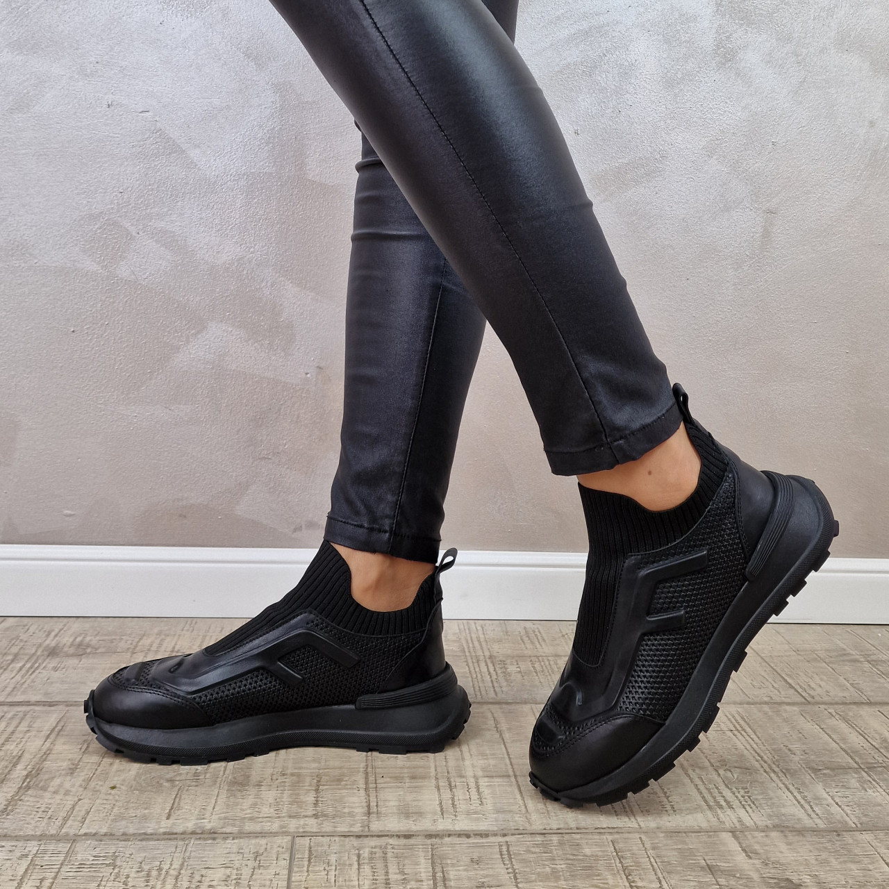 manos-ro-pantofi-dama-piele-