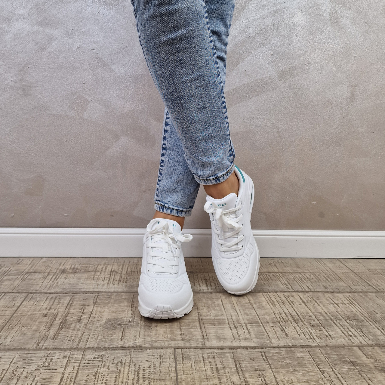 MANOS.RO Pantofi dama sport Skechers® Uno 177092 WMNT